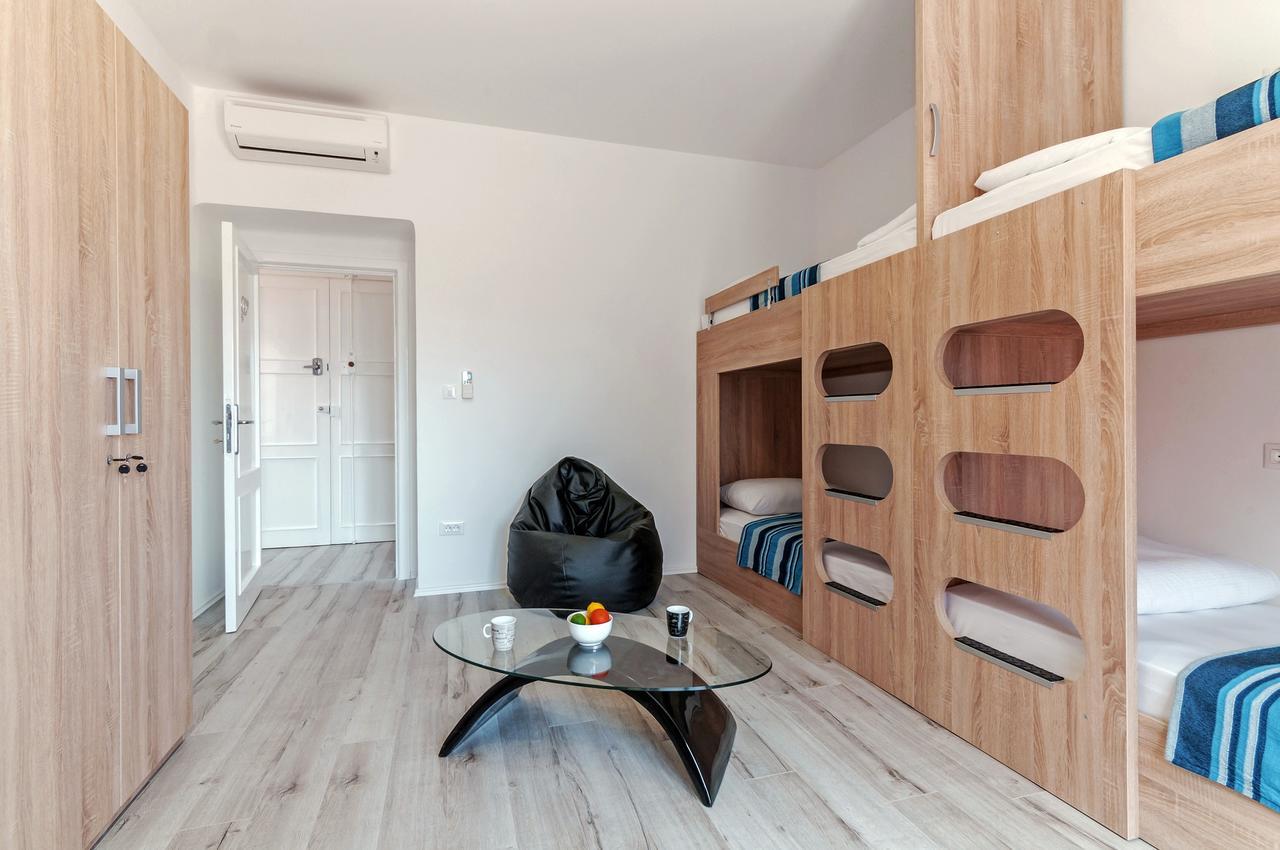 Sky Hostel Zadar Eksteriør billede